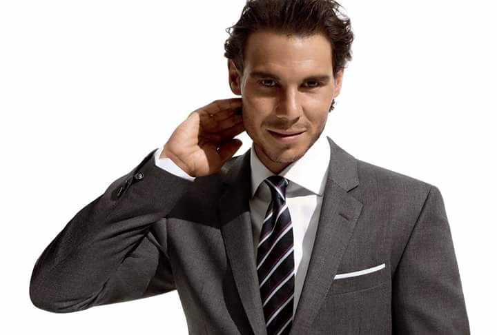 Nadal de fato e gravata para a Tommy Hilfiger