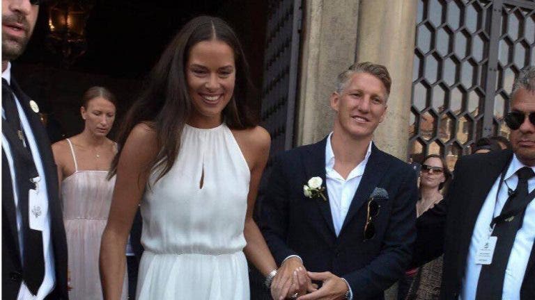 Ana Ivanovic e Bastian Schweinsteiger já são pais de um menino