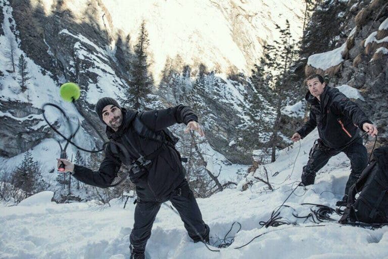 Afinal, o que andou Roger Federer a fazer com Bear Grylls?