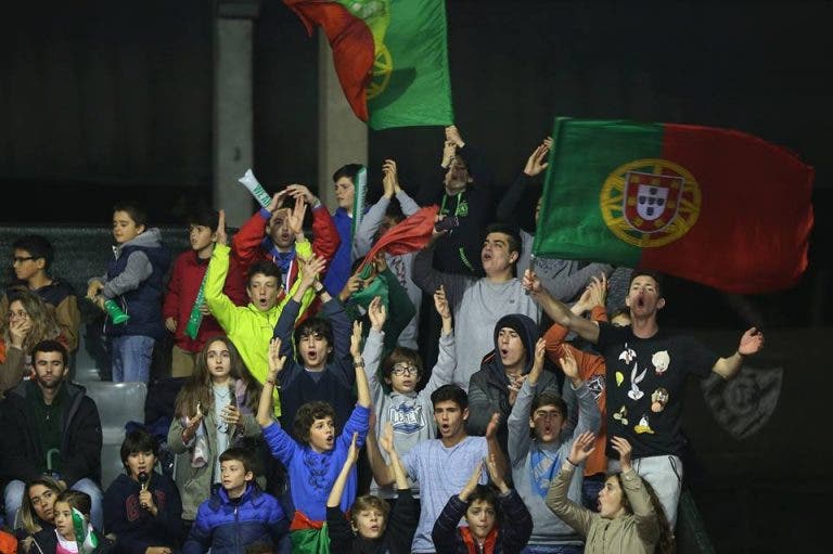A 'Ultra Davis' está de volta: esta jovem claque vai ao Jamor apoiar Portugal