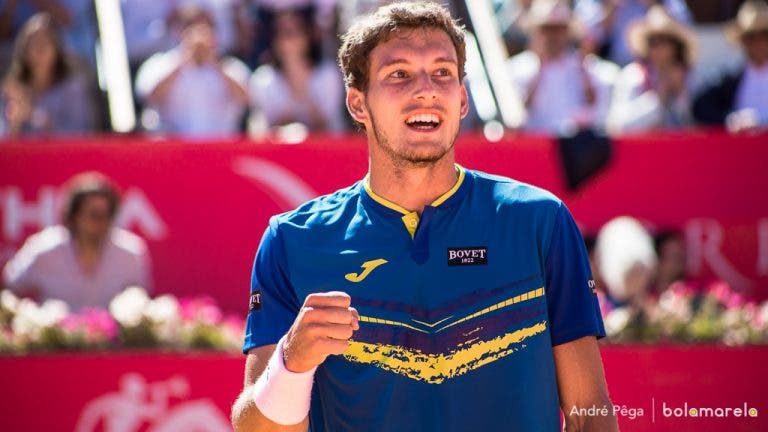 Carreno-Busta tira Ferrer do caminho e regressa à final no Estoril