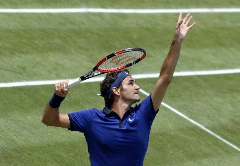 [Vídeos] Roger Federer está de volta… e em grande
