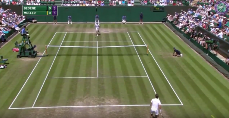 [Vídeo] BOOM. Gilles Muller dispara póquer de ases em Wimbledon