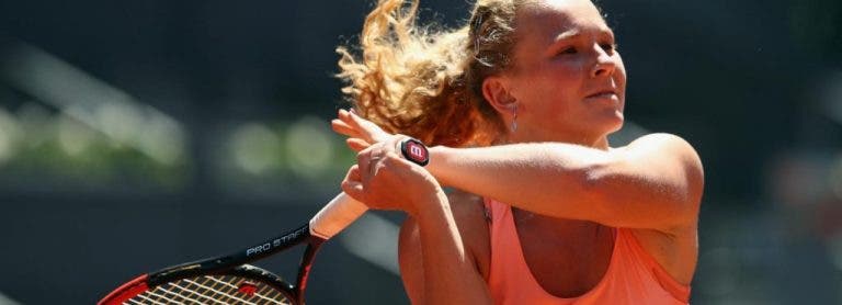 Siniakova é campeã em Bastad e Wozniacki perdeu TODAS as cinco finais que disputou em 2017