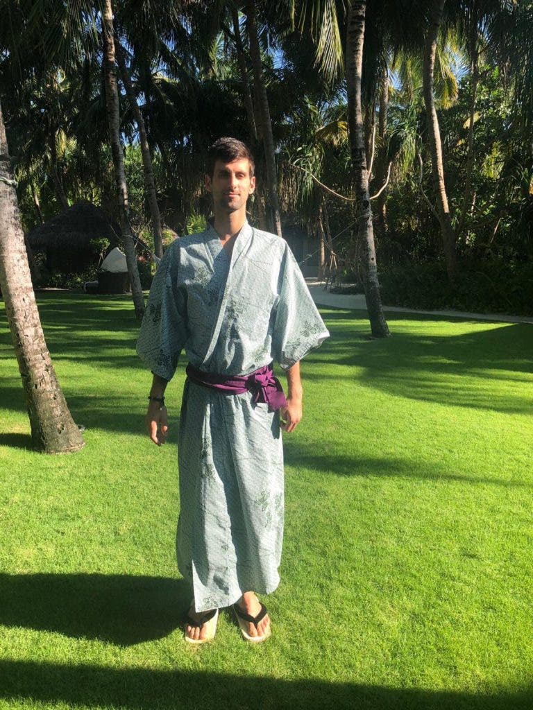 [FOTOS] Novak Djokovic aproveita as férias e regressa ao modo espiritual