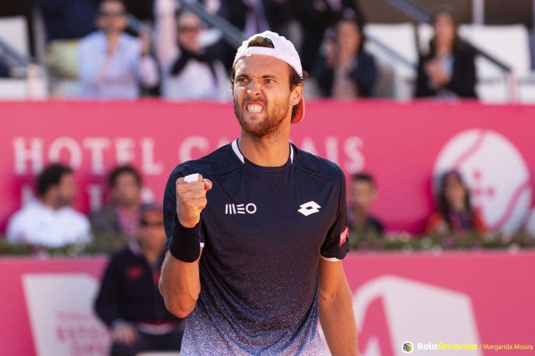 João Sousa segue determinado para a segunda ronda de Halle