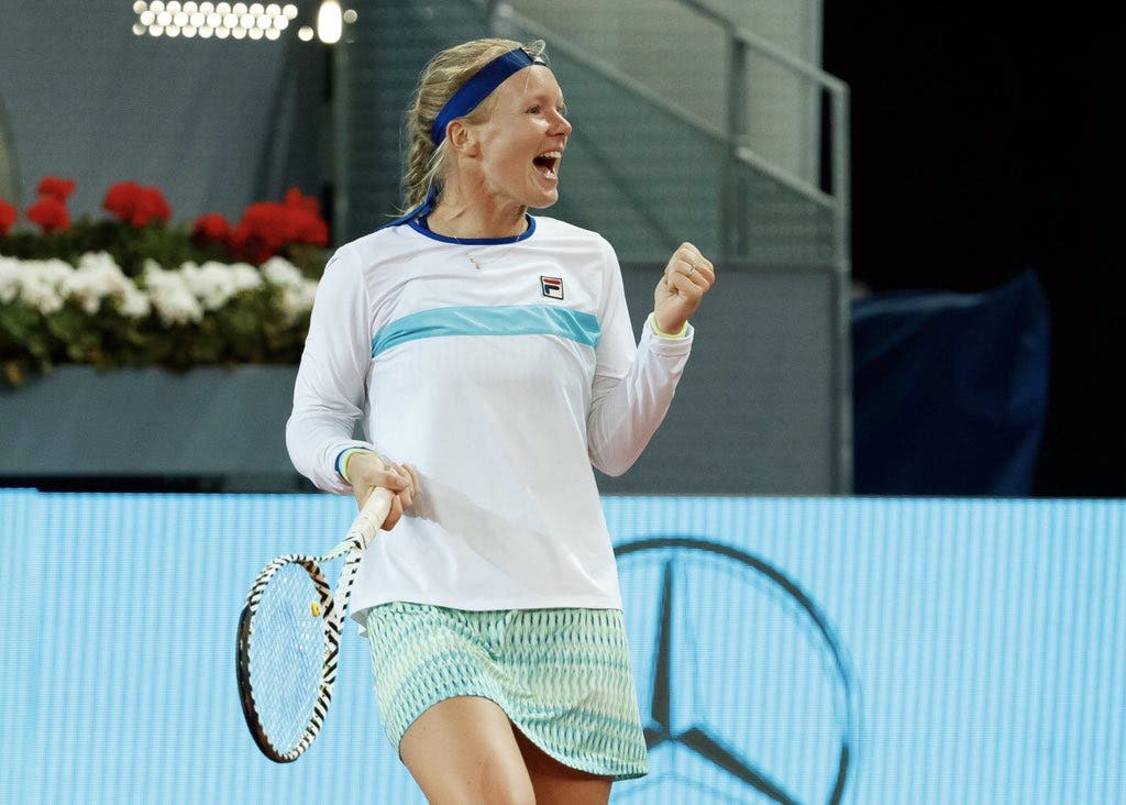 WTA Madrid: Petra Kvitova overpowers Kiki Bertens for 