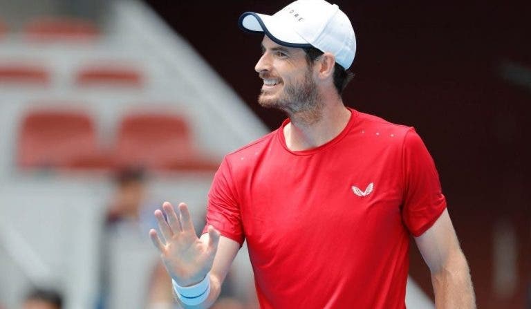 Andy Murray regressa aos courts em torneio de exibição já em junho