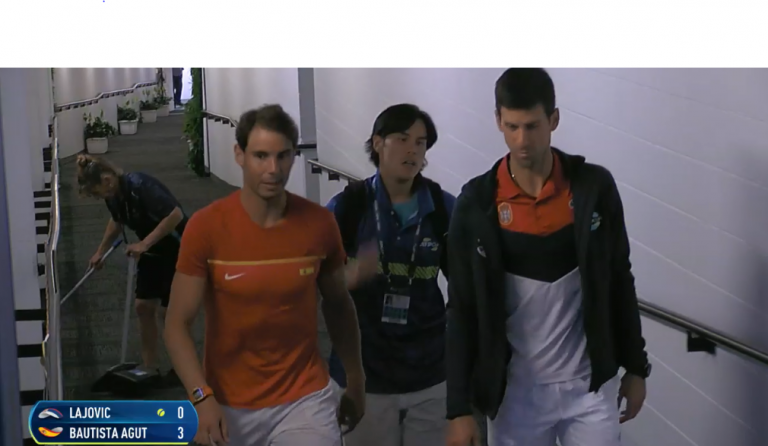 [VÍDEO] Nadal e Djokovic foram juntos iniciar a preparação para o duelo entre ambos