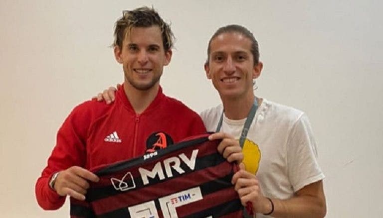 Dominic Thiem recebeu camisola do Flamengo de Jorge Jesus