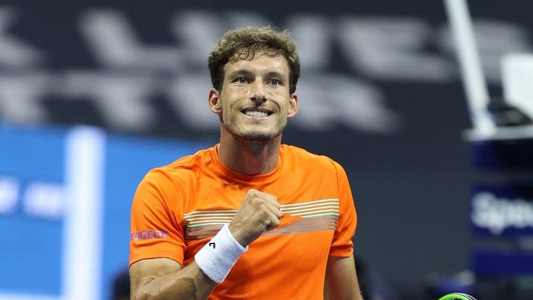 Carreno-Busta: «Federer, Nadal e Djokovic têm sido umas autênticas ‘bestas’»