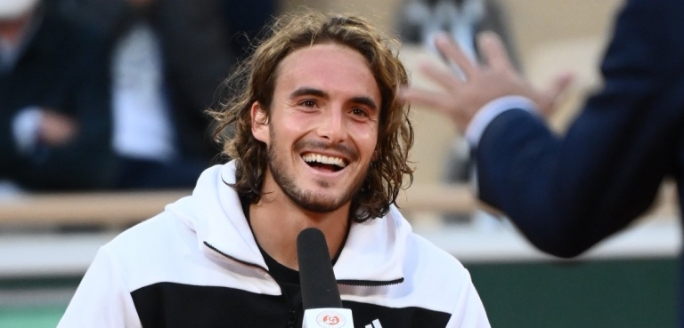 Tsitsipas faz reflexão sobre altura menos positiva da época: «Estive a testar novas coisas»