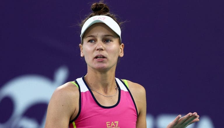 Kudermetova joga muito e elimina Gauff rumo à semifinal em Doha