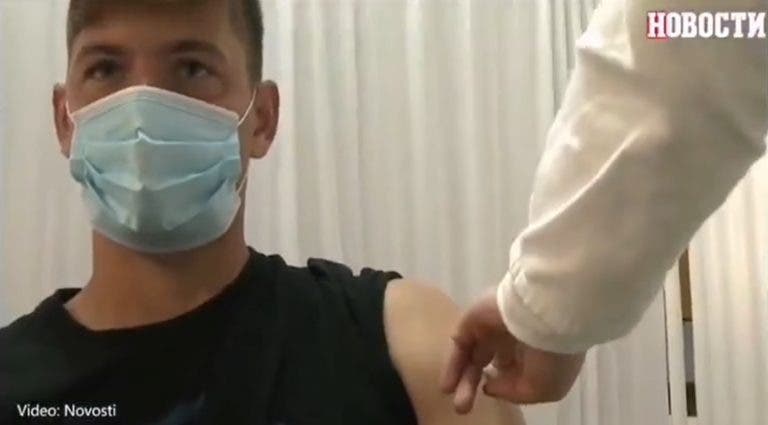 Krajinovic já foi vacinado: «A vida nas bolhas deixou-me exausto»