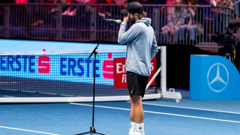 Melzer emociona-se no adeus: «Nunca vou esquecer aquele meu encontro com Djokovic»