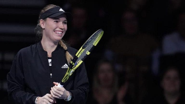 Wozniacki diz o último adeus ao ténis com uma vitória frente a Kerber num duelo especial