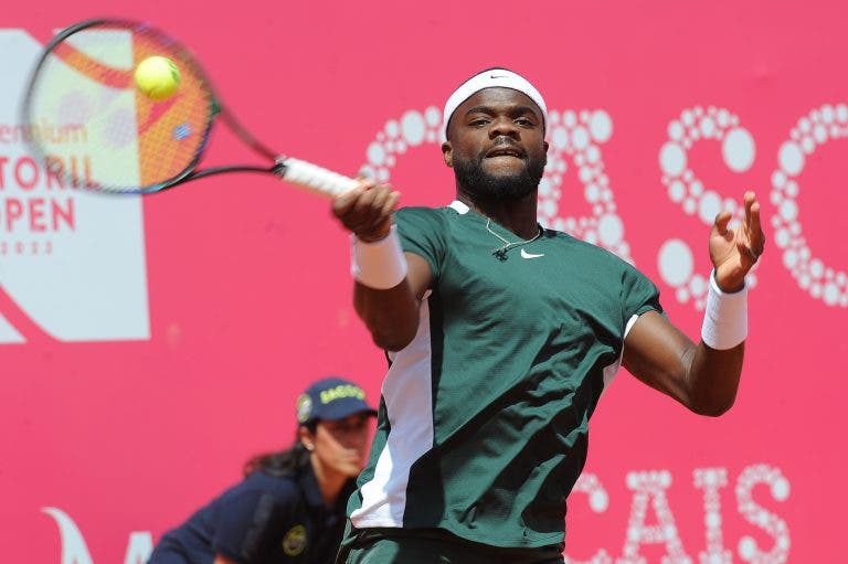 Tiafoe dá conselho a… Neemias Queta: «Ele tem de sair rápido de Sacramento!»