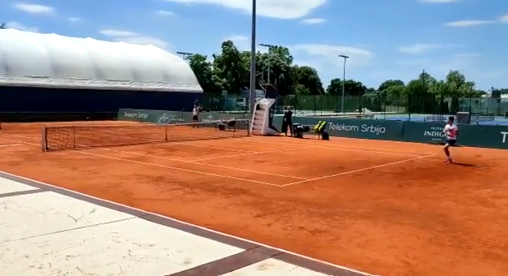 [VÍDEO] Djokovic treina com top 35 em Belgrado na preparação para Roland Garros