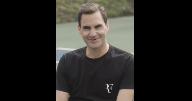 Famosas camisolas ‘RF’ de Federer voltam ao mercado agora com a UNIQLO