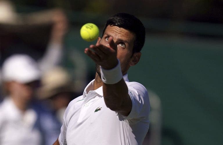 Djokovic é apenas o quarto homem na história com quatro títulos consecutivos em Wimbledon