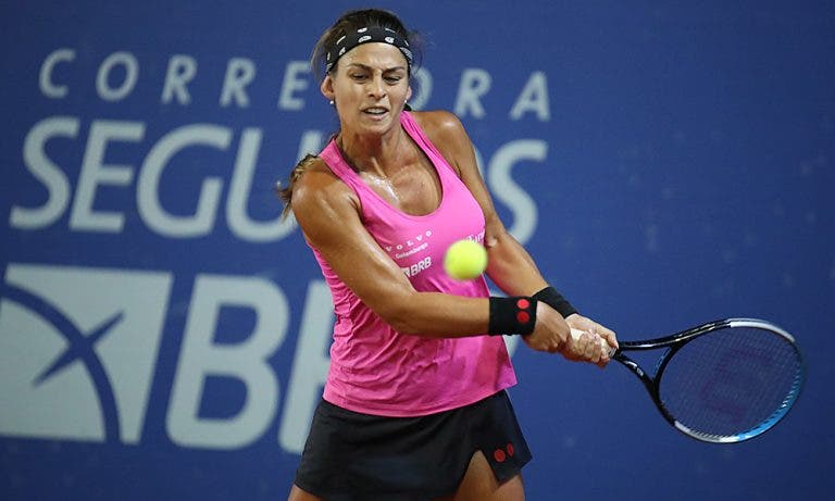 Carol Meligeni salva match points e avança em duelo épico no US Open