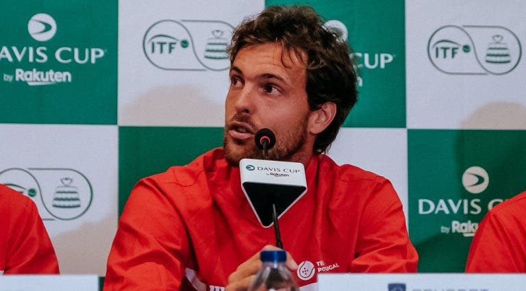 João Sousa na primeira eliminatória da Davis de fora das quadras: “Espero poder celebrar a vitória”