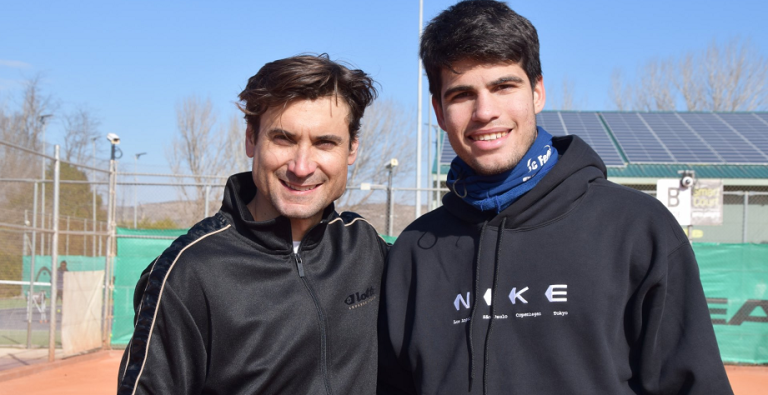 Que dupla! Carlos Alcaraz treina com David Ferrer em Alicante
