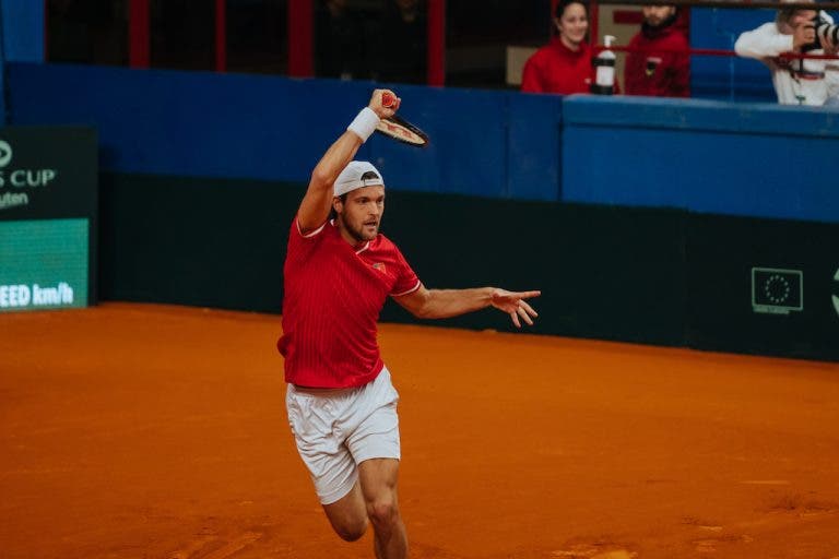 João Sousa fica nas quartas de final do ATP de Córdoba