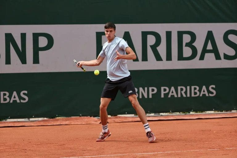 Algoz de Alcaraz em Roma, Marozsan cai na segunda rodada do quali em Roland Garros