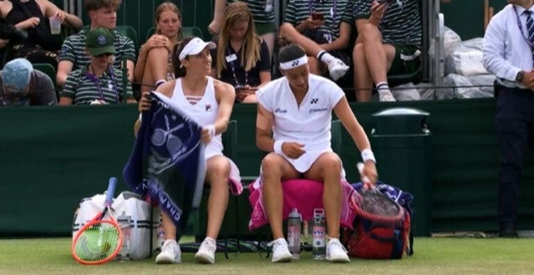 Luisa Stefani e Garcia eliminam favoritas e avançam em Wimbledon