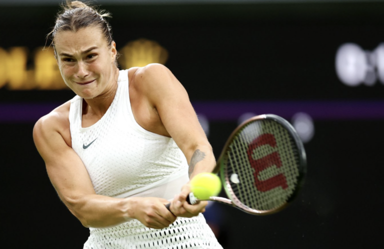 Sabalenka consegue virada e segue viva em Wimbledon