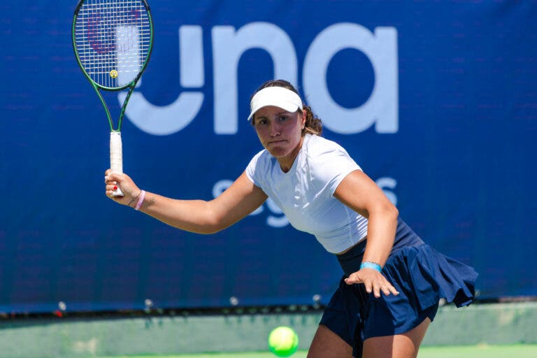 Francisca Jorge fica pelas semifinais no México e adia estreia nos Grand Slams