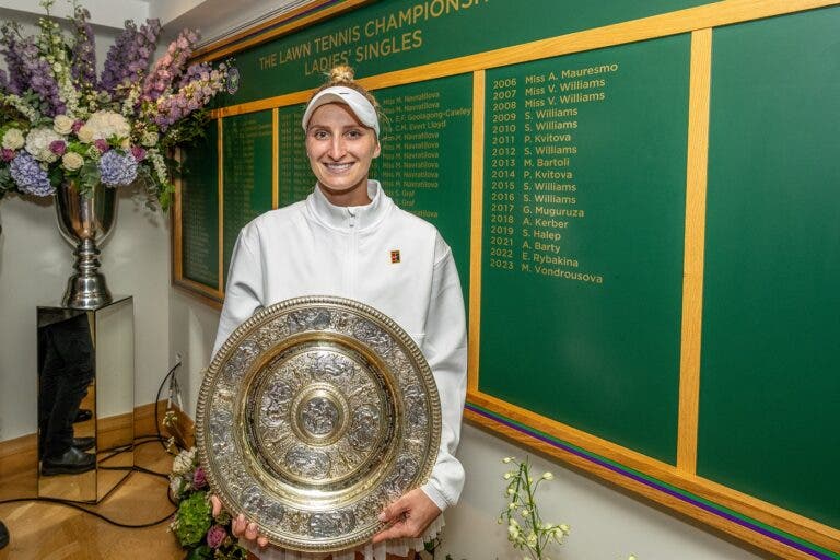 Vondrousova após título de Wimbledon: “É o mais impossível dos sonhos”