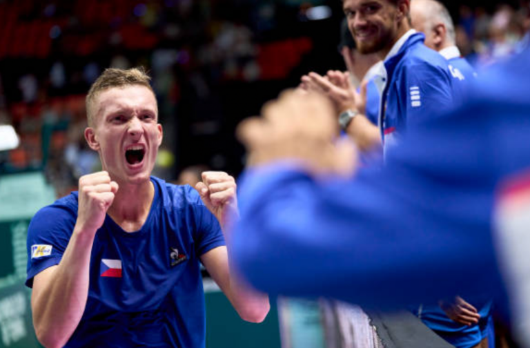 República Tcheca, Canadá e Holanda estão quase na fase final da Davis Cup Finals