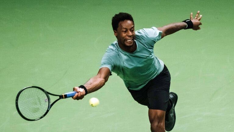 Monfils continua em grande momento e retorna a uma semifinal quase dois anos depois