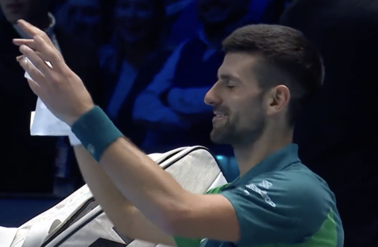 [VÍDEO] Djokovic ‘liderou’ orquestra de vaias contra ele próprio no ATP Finals