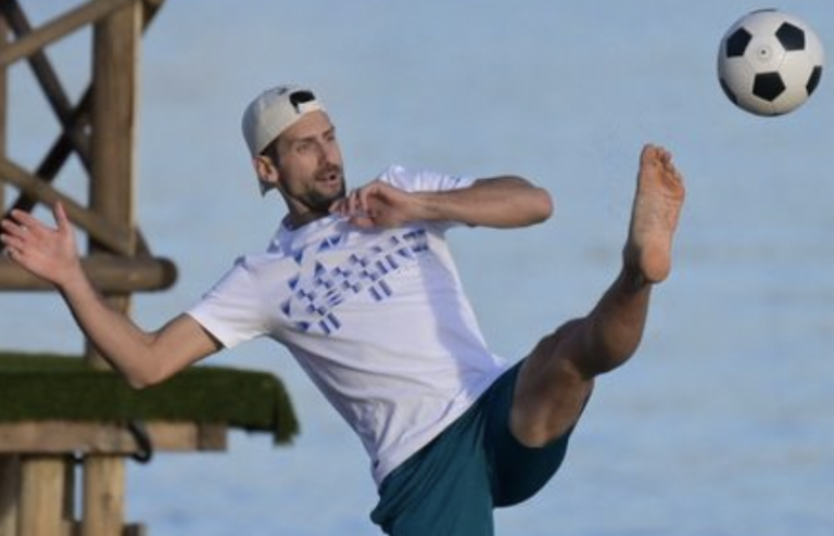 [FOTOS] Djokovic escolhe Marbella para passar férias com a família