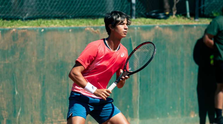 Tiago Pereira cai na semifinal no ITF de Monastir
