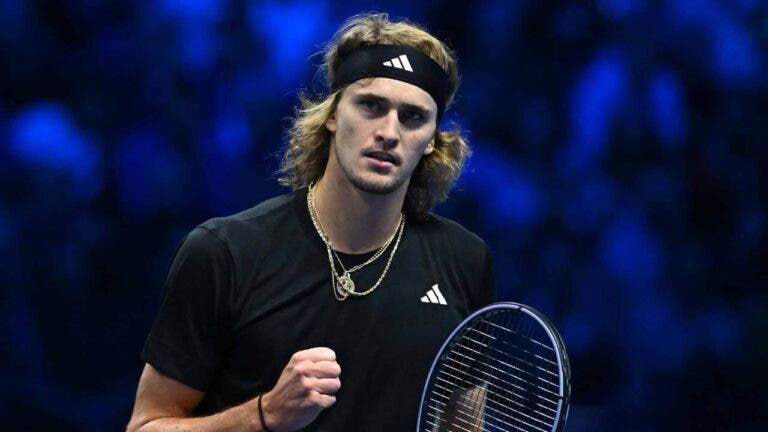 Zverev entra em lista indesejada com eliminação pouco habitual no ATP Finals