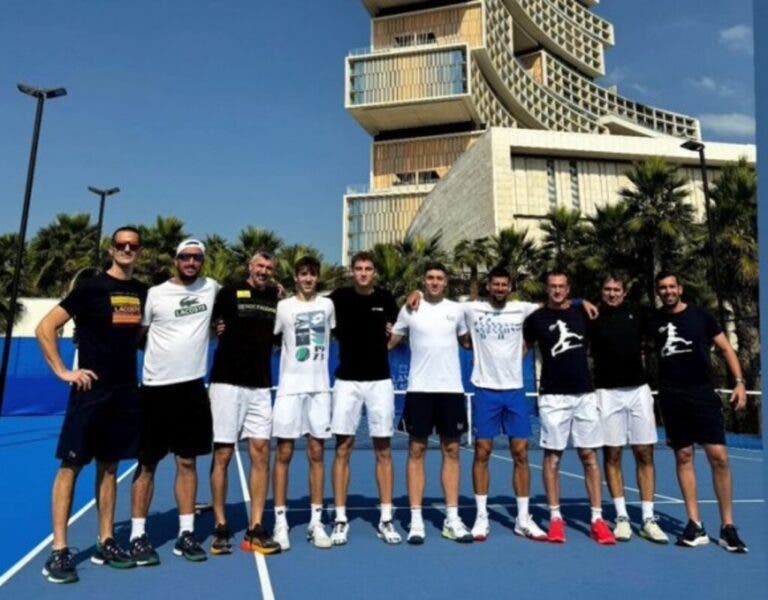 Djokovic segue preparação para 2024 em Dubai e conta com presença do campeão do Next Gen Finals