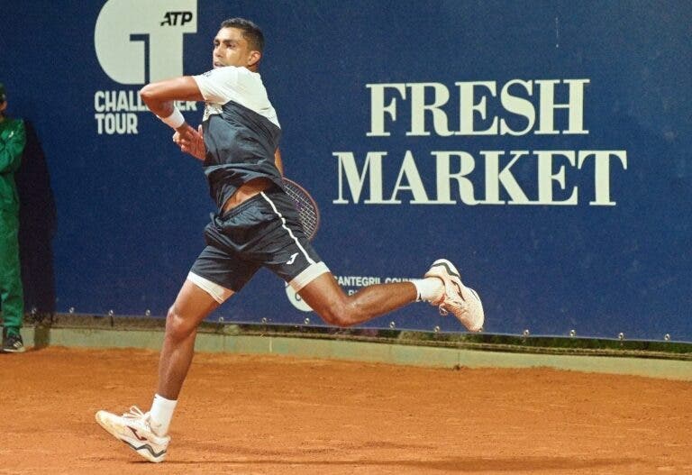 Thiago Monteiro desperdiça match point e perde duelo de mais de três horas em Punta del Este