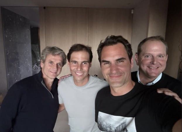 Federer e Nadal se encontram surpreendentemente com os agentes e já existem várias teorias
