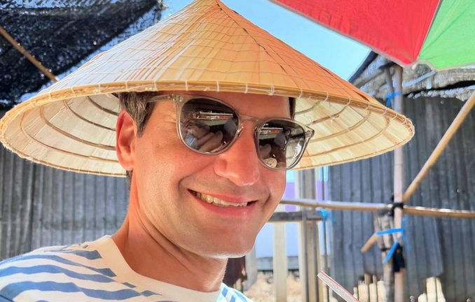 [GALERIA] Federer continua aproveitando aposentadoria e relaxa na… Tailândia