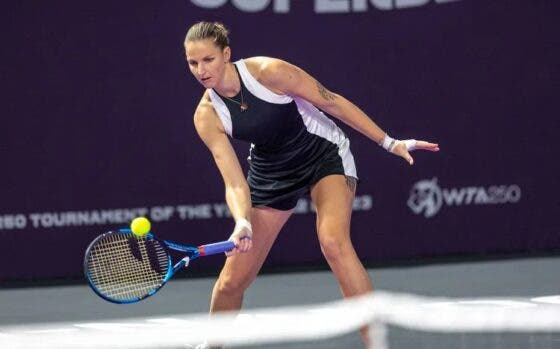 Pliskova atropela em duelo de ex-finalistas de Slams e volta à uma semifinal após 18 meses