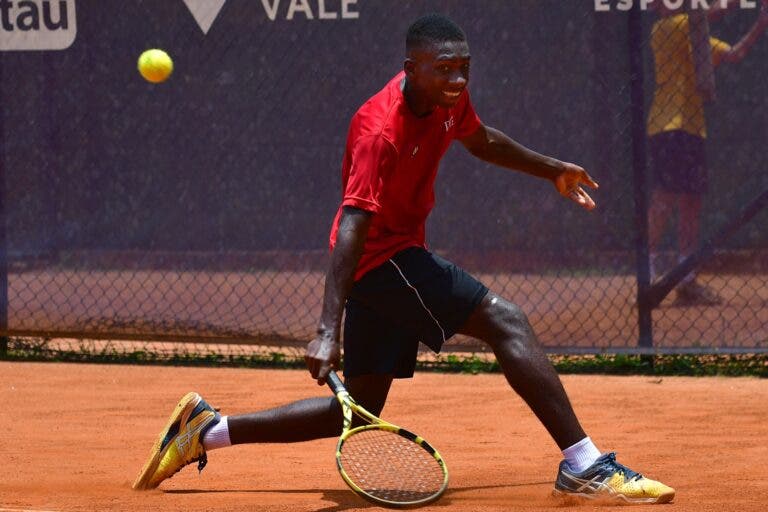 Tenista de projeto social brasileiro é escolhido para dar o saque inaugural do Miami Open