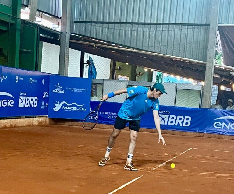 Onze brasileiros seguem lutando por vaga na chave principal de torneio em Maceió nesta segunda-feira