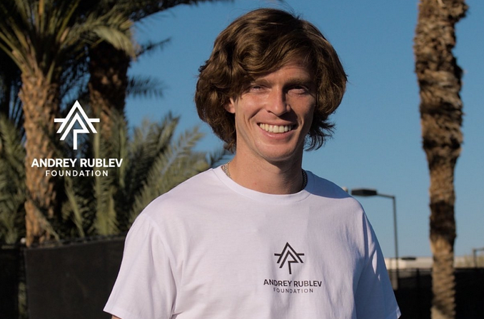 Rublev se junta ao grupo de tenistas que tem a sua própria fundação