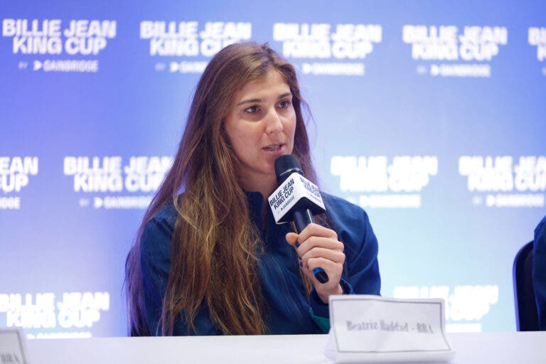 Bia Haddad projeta duelo com Alemanha na BJK Cup: “Deixar um legado para o tênis feminino”