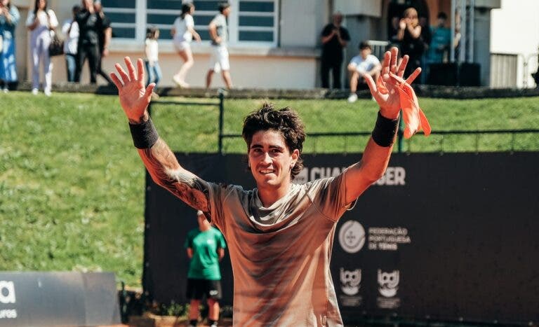 Comesana conquista Oeiras Open 125 e estreia no top 100 da ATP