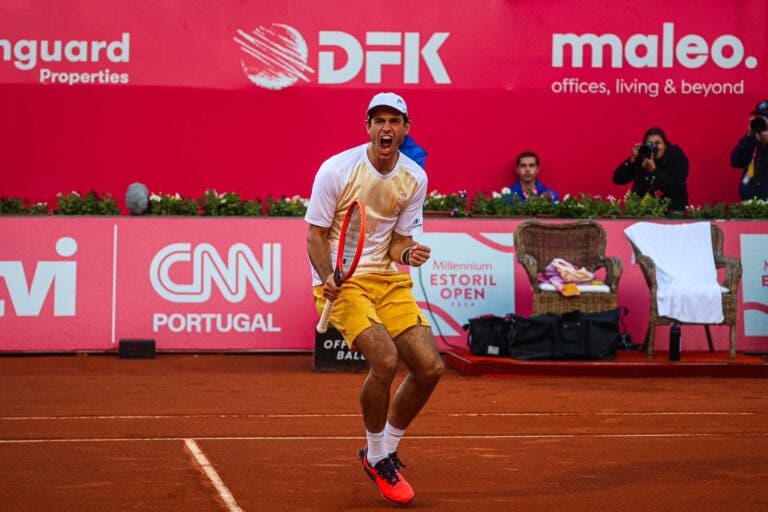 Nuno Borges vira após perder oito primeiros games e bate ex-top 10 na estreia do Estoril Open